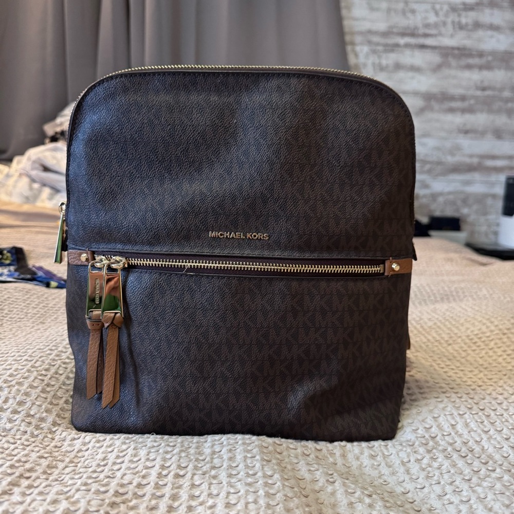 Michael Kors Rhea Slim Backpack